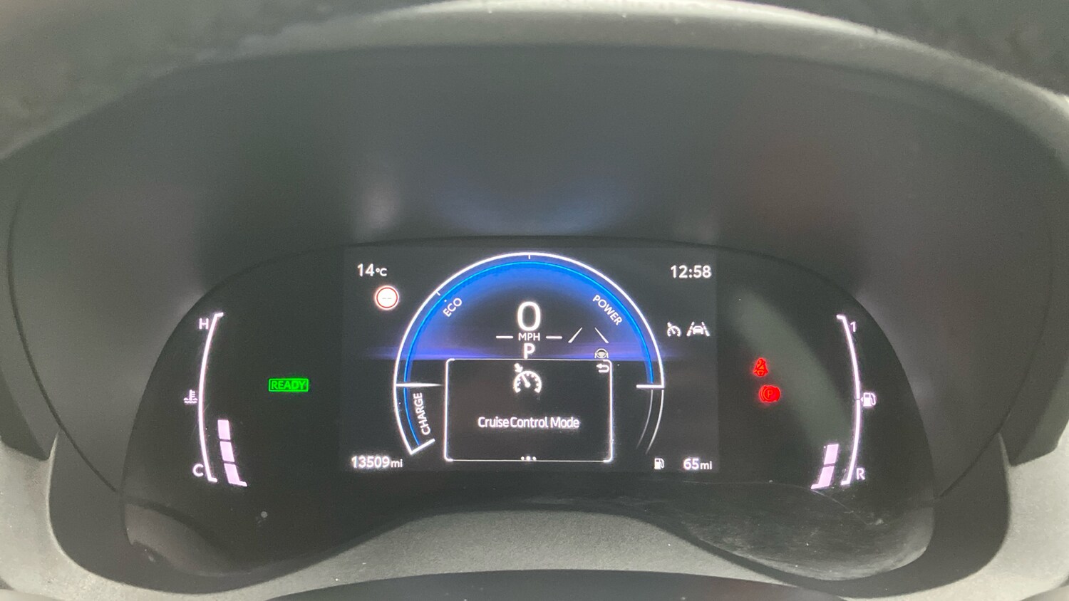 Used Toyota Yaris 2024 for sale - 77350331: Photo 36