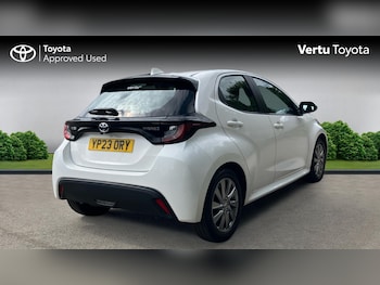 Used Toyota Yaris 2023 for sale - 78944642: Photo