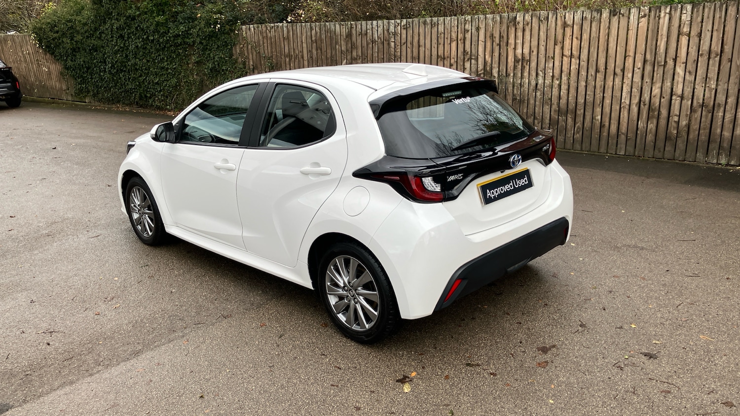 Used Toyota Yaris 2023 for sale - 76833924: Photo 30