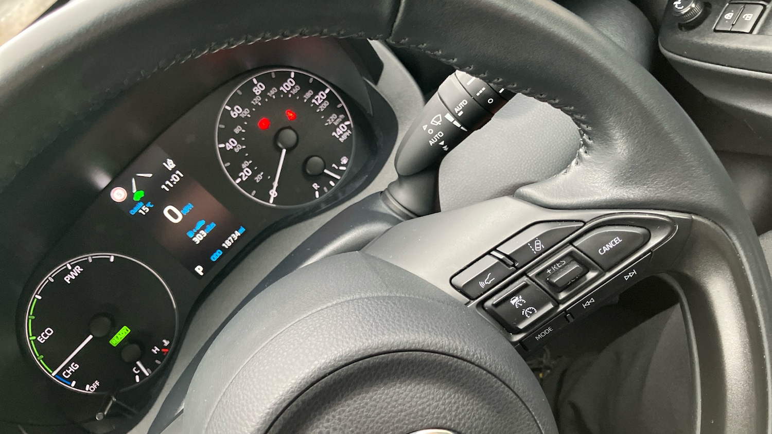 Used Toyota Yaris 2023 for sale - 76833924: Photo 32