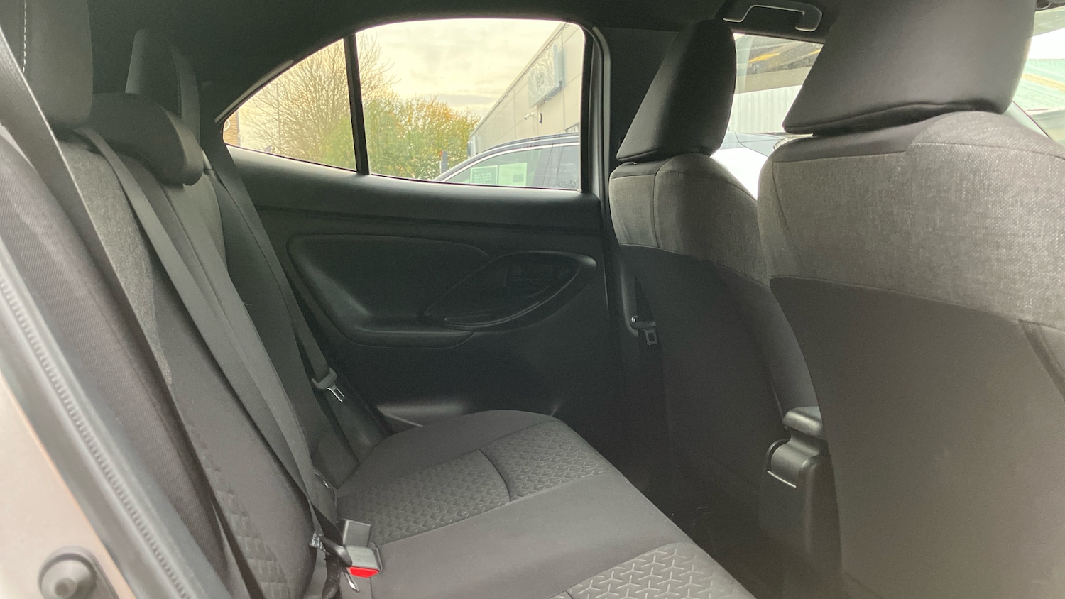 Used Toyota Yaris Cross 2024 for sale - 76292814: Photo 12