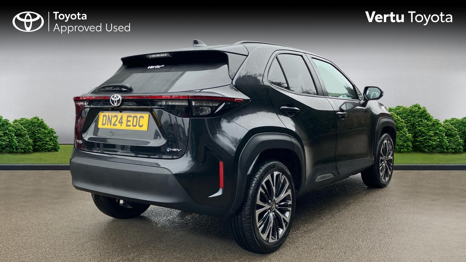 Used Toyota Yaris Cross 2024 for sale - 77377933: Photo 2