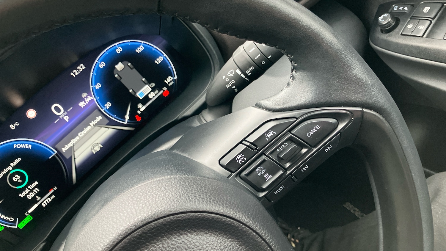 Used Toyota Yaris Cross 2024 for sale - 77377933: Photo 37