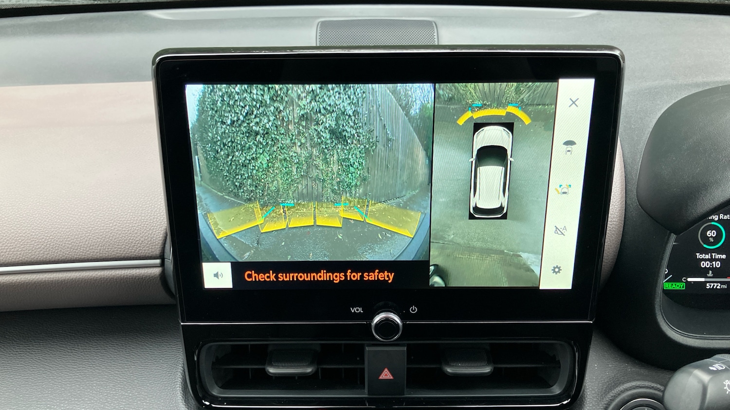 Used Toyota Yaris Cross 2024 for sale - 77377933: Photo 48