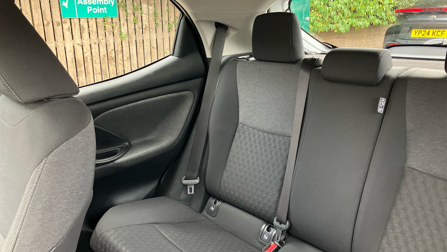 Used Toyota Yaris 2021 for sale - 76131158: Photo 20