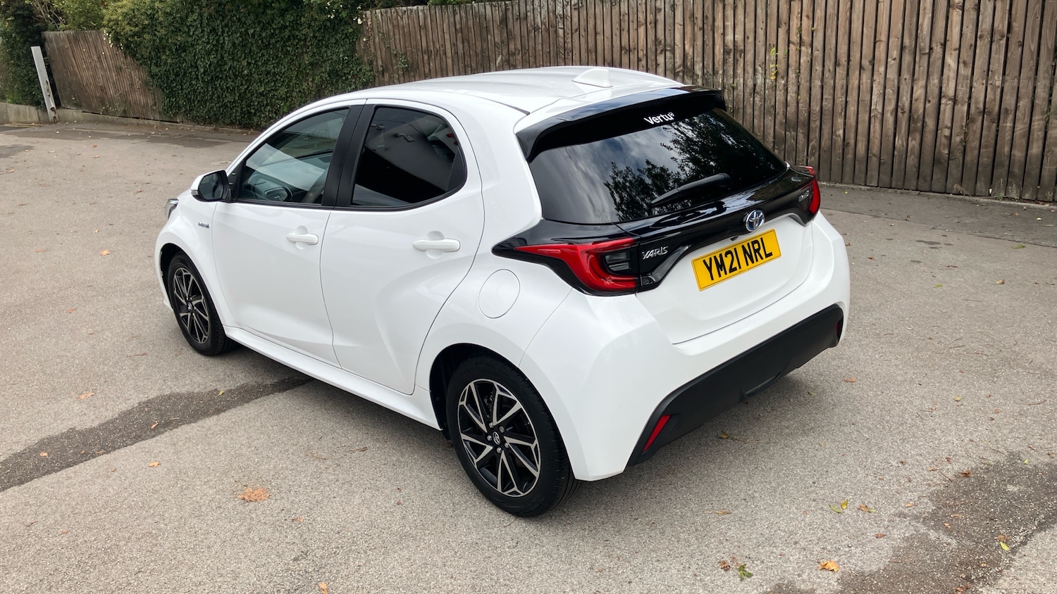 Used Toyota Yaris 2021 for sale - 76131158: Photo 30