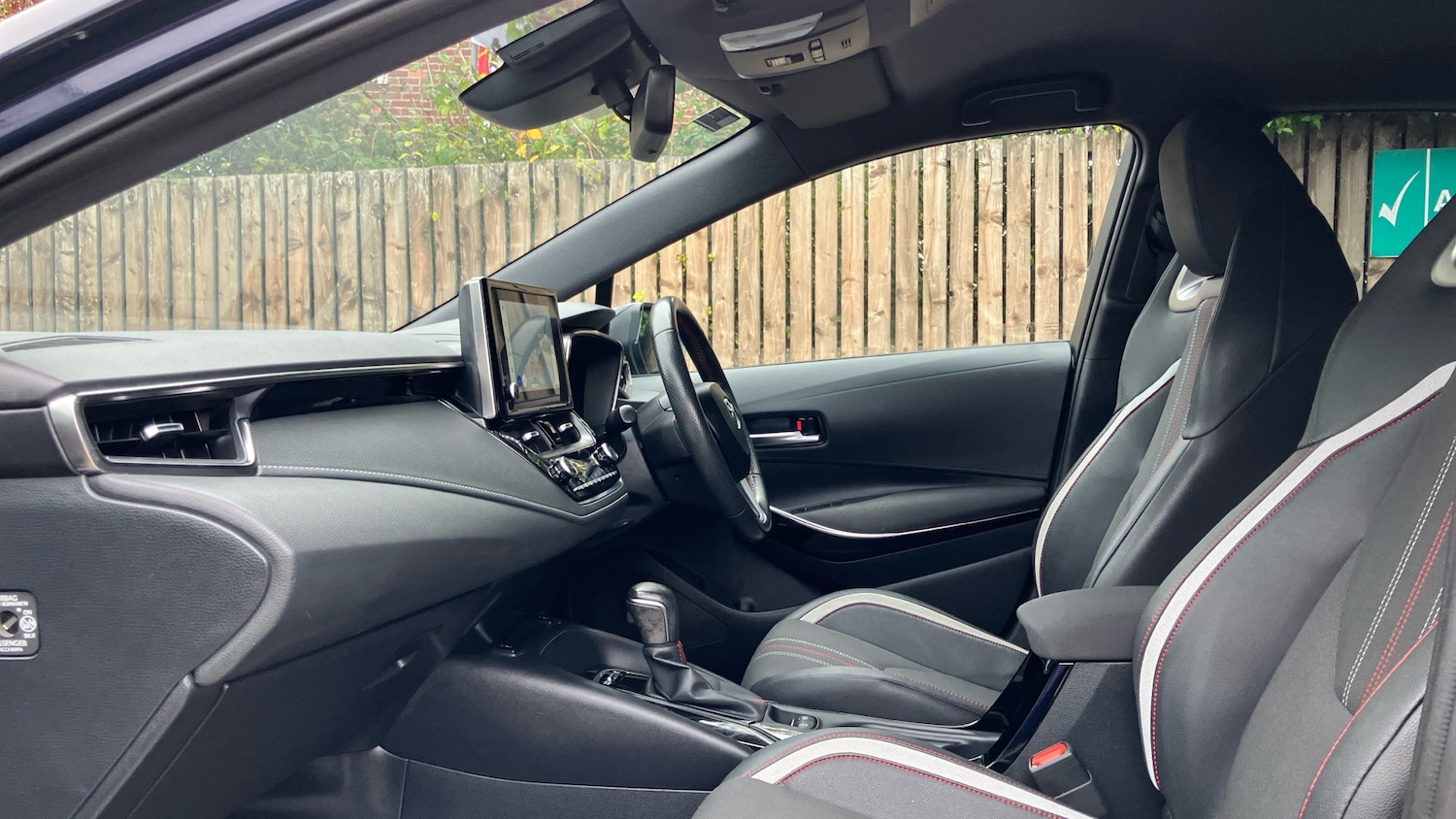 Used Toyota Yaris 2022 for sale - 76292812: Photo 10