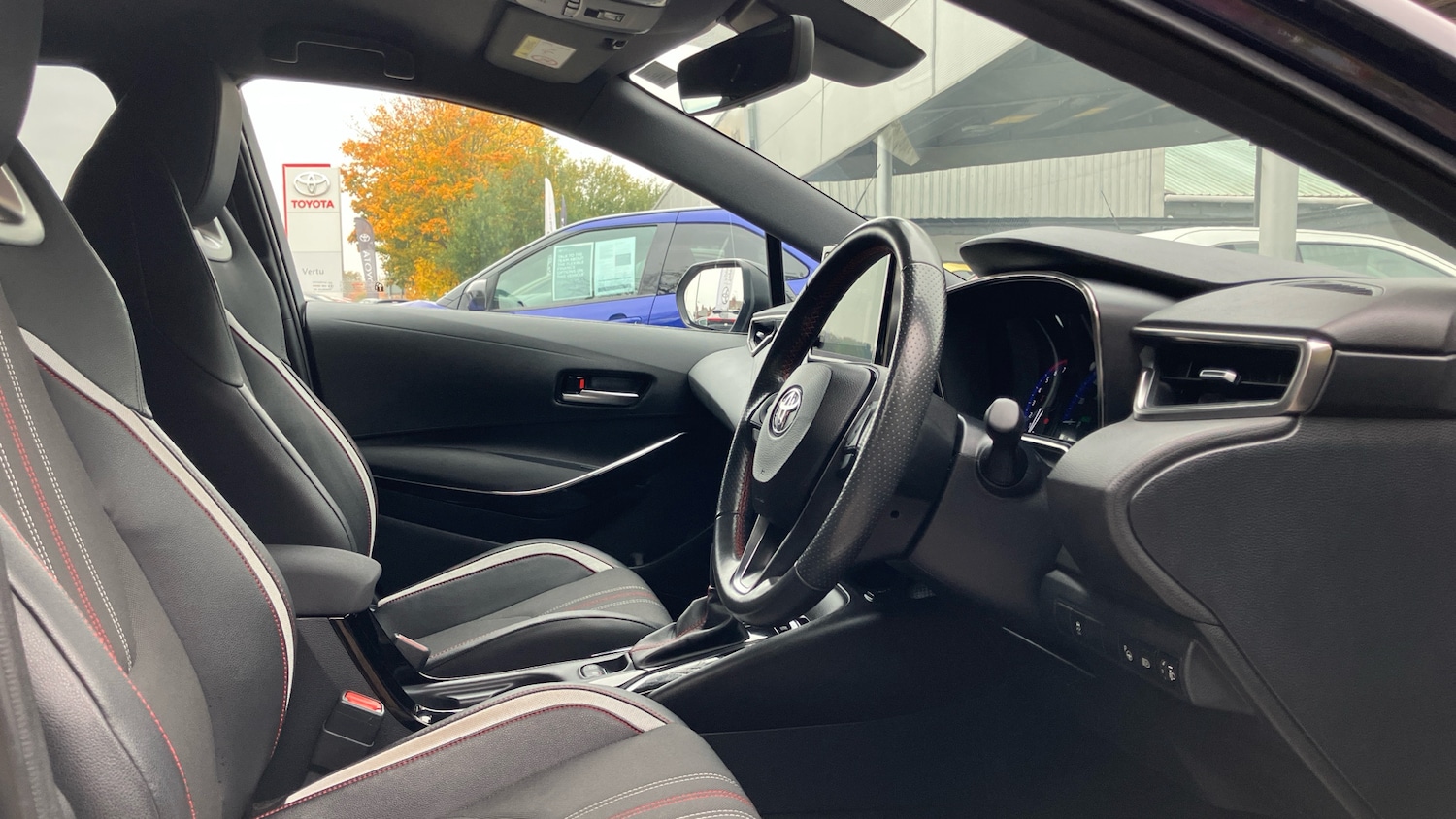 Used Toyota Yaris 2022 for sale - 76292812: Photo 11