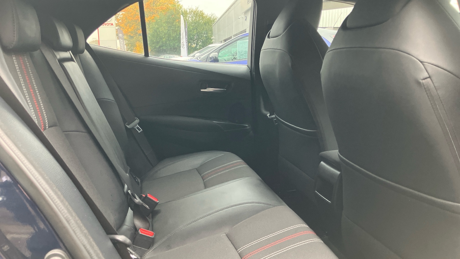 Used Toyota Yaris 2022 for sale - 76292812: Photo 12