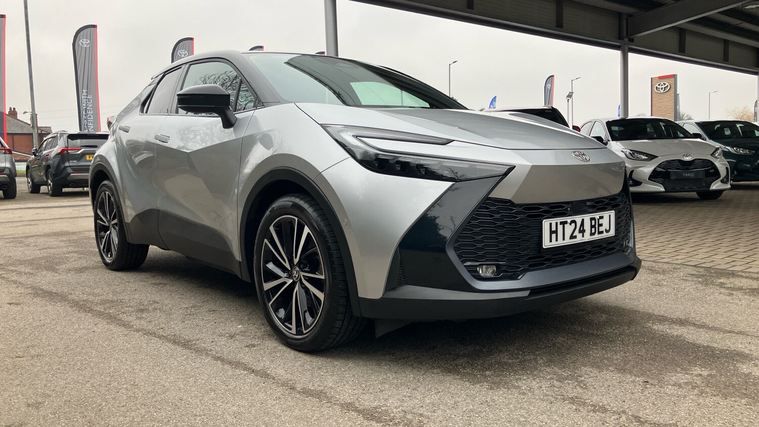 Used Toyota C-HR 2024 for sale - 77420117: Photo 29