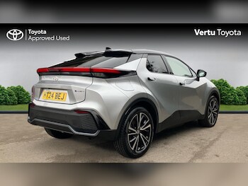 Used Toyota C-HR 2024 for sale - 77420117: Photo