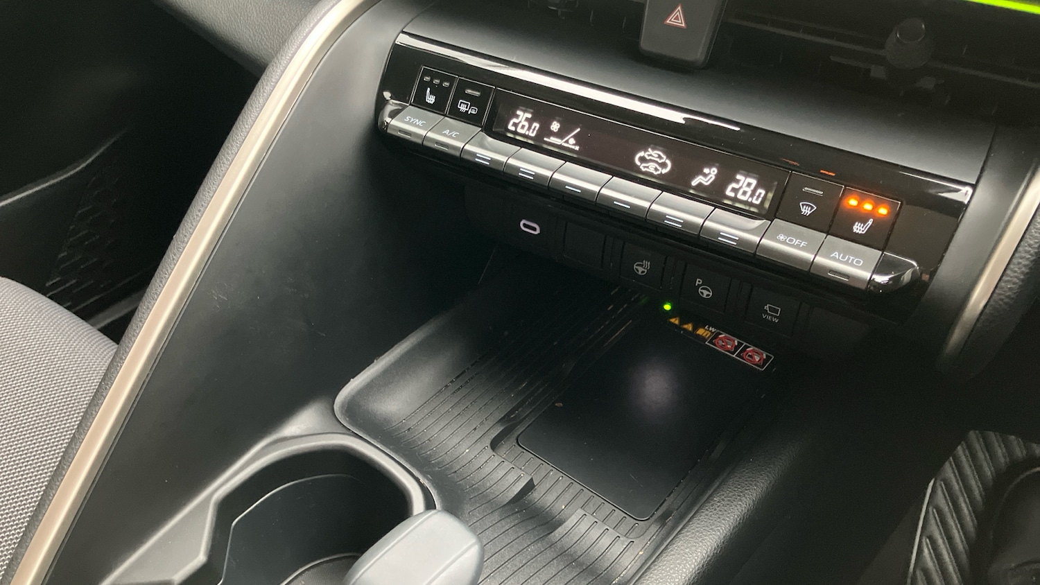 Used Toyota C-HR 2024 for sale - 77420117: Photo 42