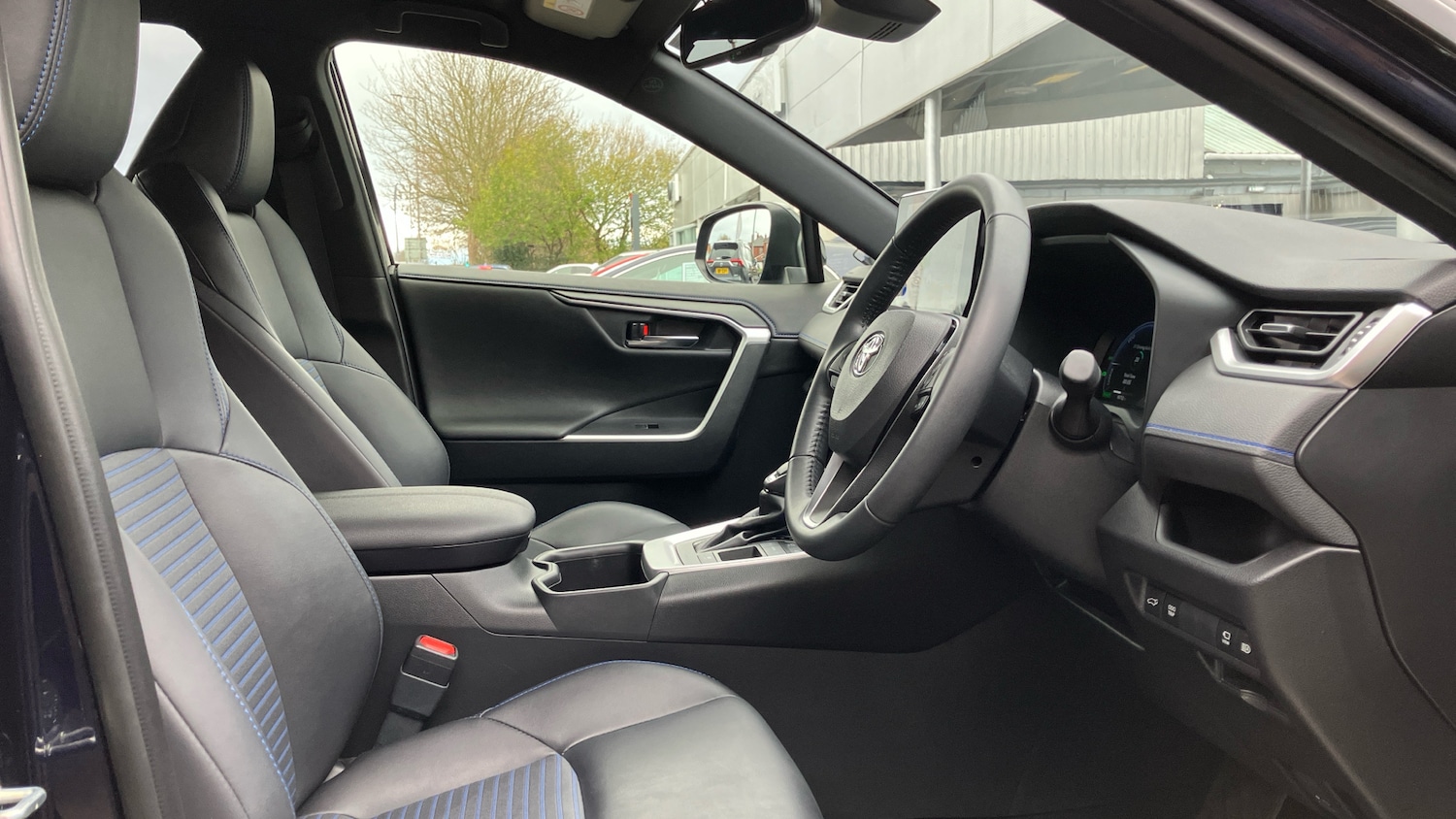 Used Toyota RAV4 2023 for sale - 77186789: Photo 11