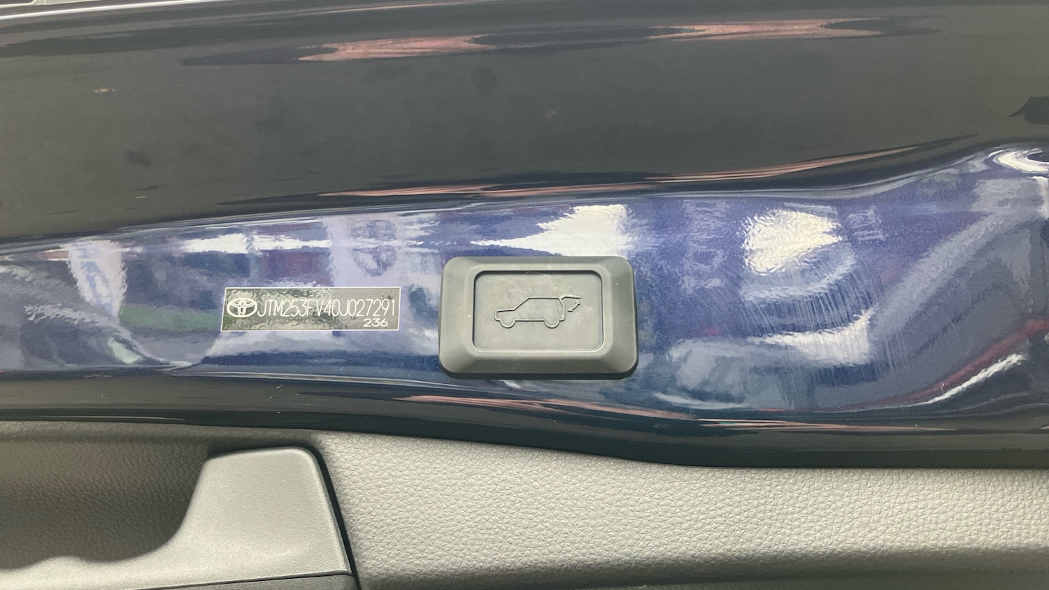 Used Toyota RAV4 2023 for sale - 77186789: Photo 31