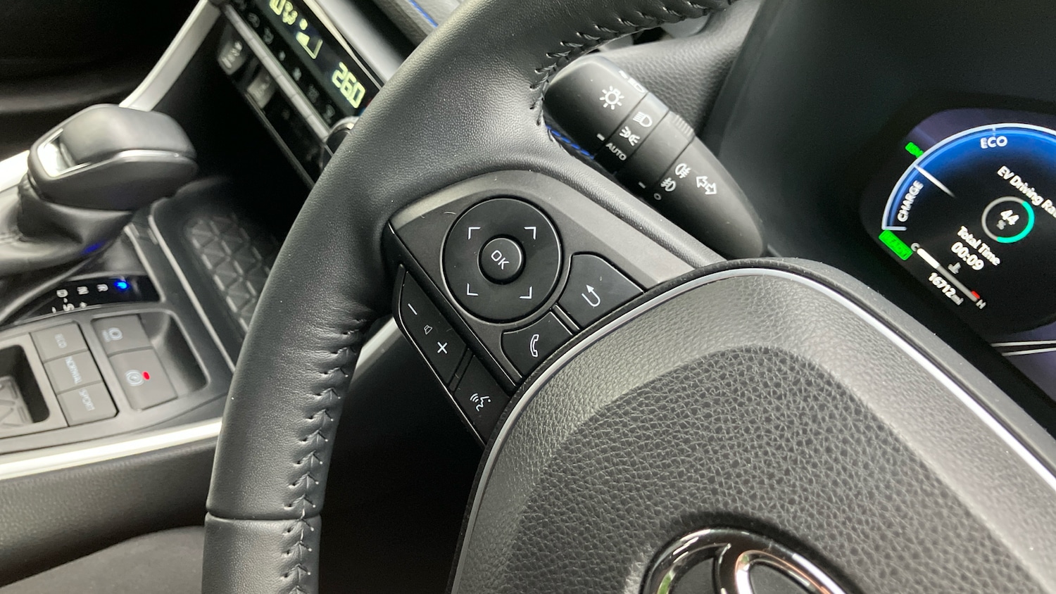 Used Toyota RAV4 2023 for sale - 77186789: Photo 35