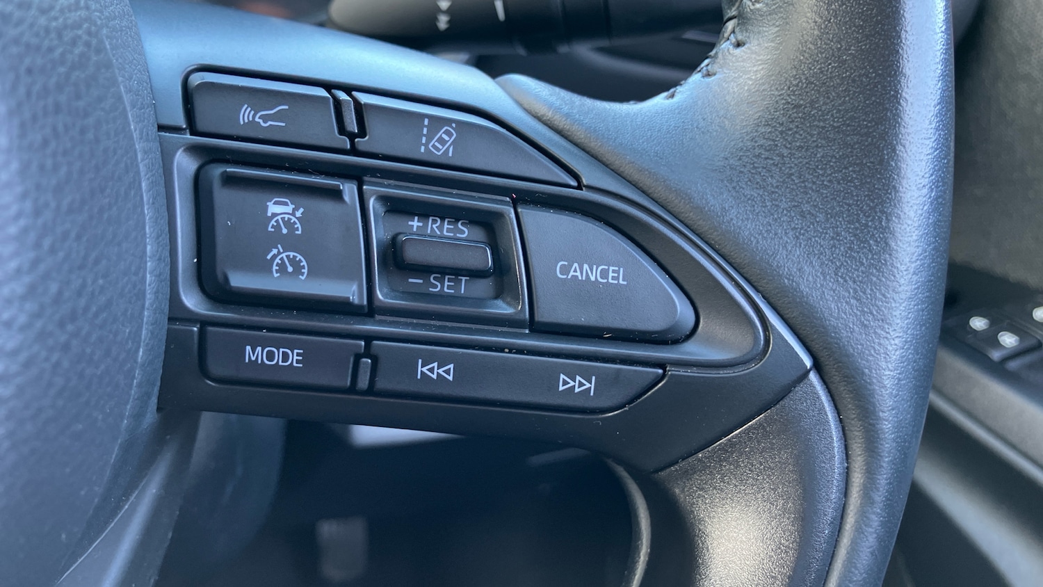 Used Toyota Yaris Cross 2022 for sale - 76449515: Photo 37