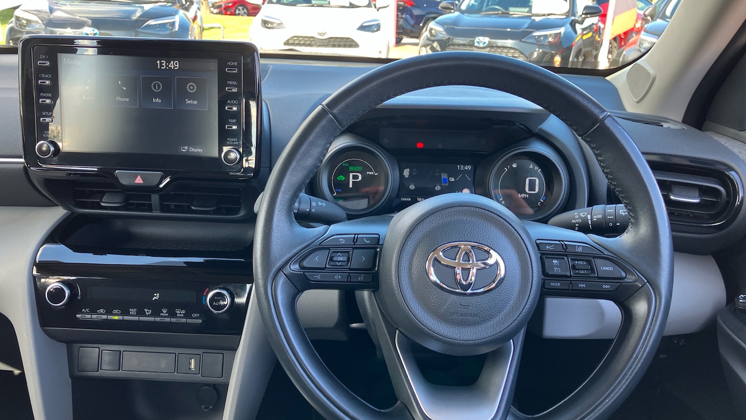 Used Toyota Yaris Cross 2022 for sale - 76449515: Photo 6