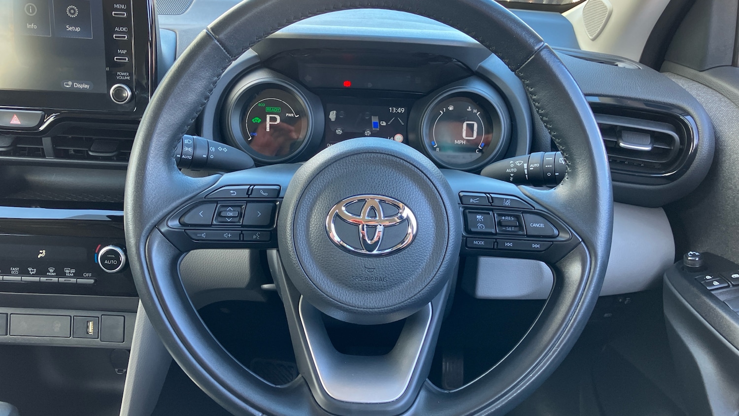 Used Toyota Yaris Cross 2022 for sale - 76449515: Photo 8