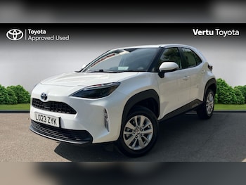 Used Toyota Yaris Cross 2023 for sale - 75700185: Photo