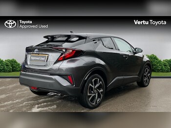 Used Toyota C-HR 2021 for sale - 77210905: Photo