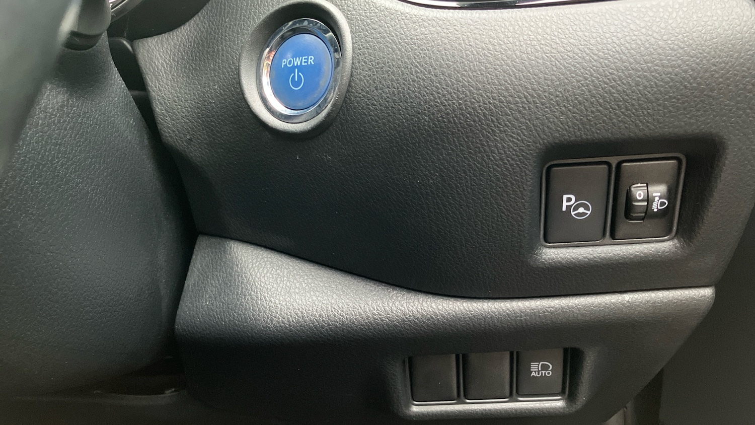 Used Toyota C-HR 2021 for sale - 77210905: Photo 32