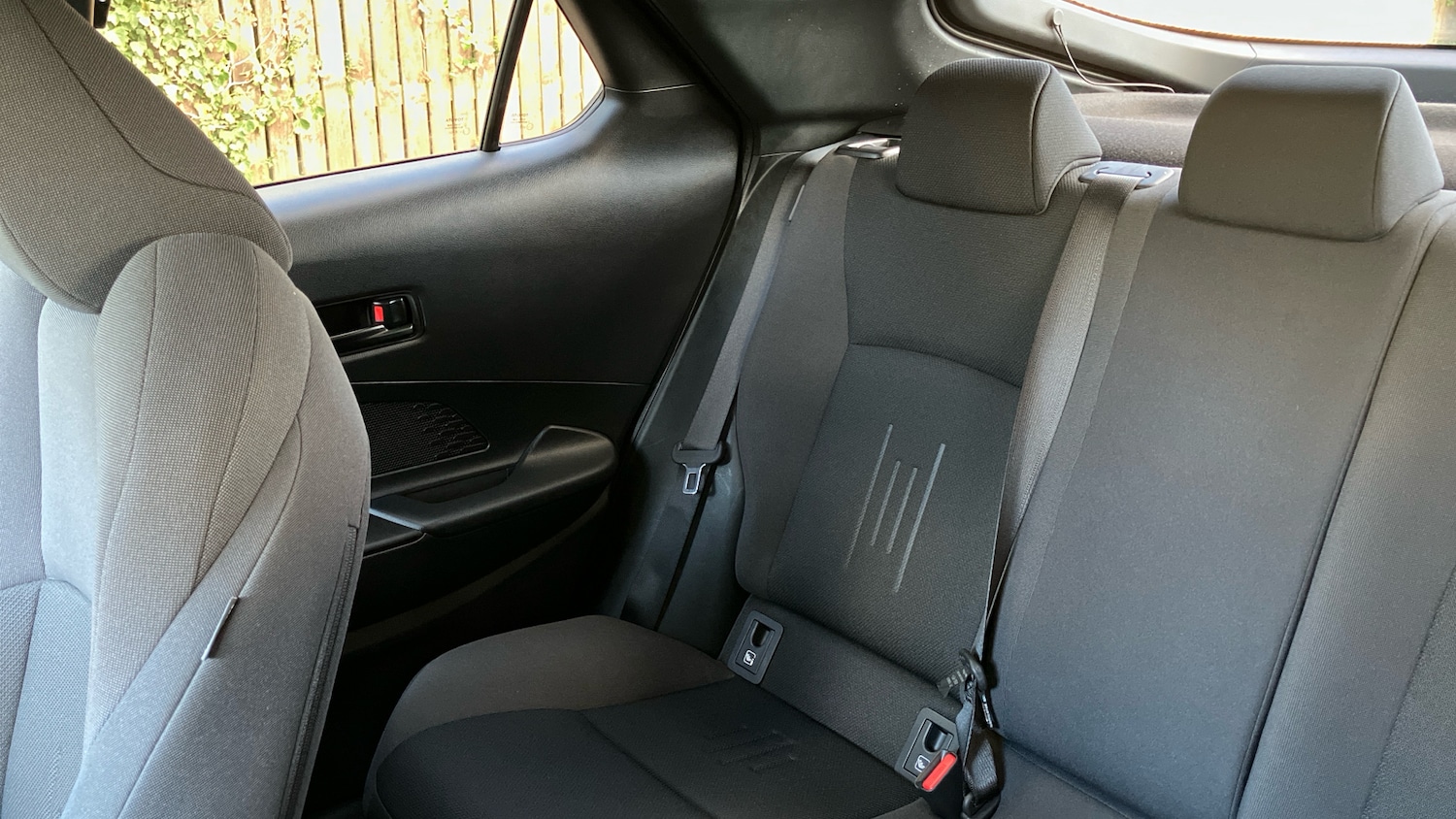 Used Toyota C-HR 2023 for sale - 76519256: Photo 20