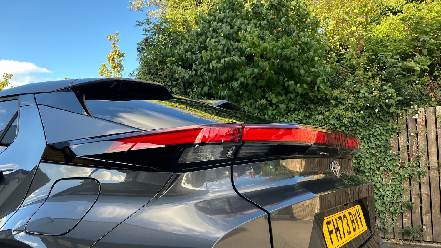 Used Toyota C-HR 2023 for sale - 76519256: Photo 22