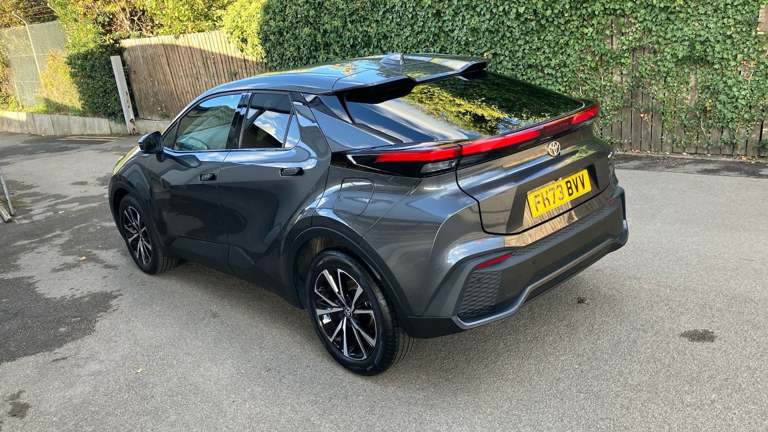 Used Toyota C-HR 2023 for sale - 76519256: Photo 30