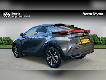Used Toyota C-HR 2023 for sale - 76519256: Photo
