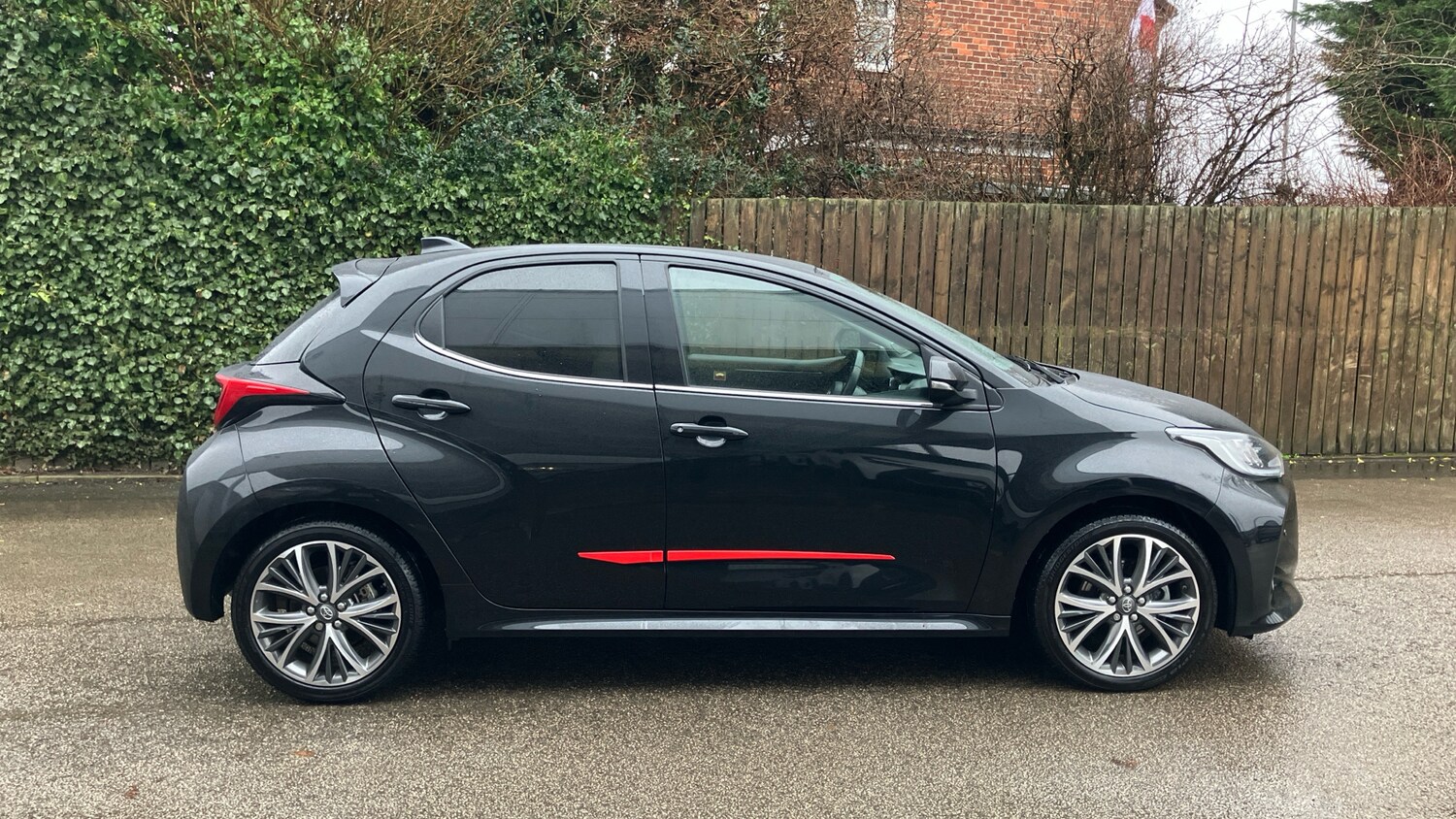 Used Toyota Yaris 2024 for sale - 77336498: Photo 16