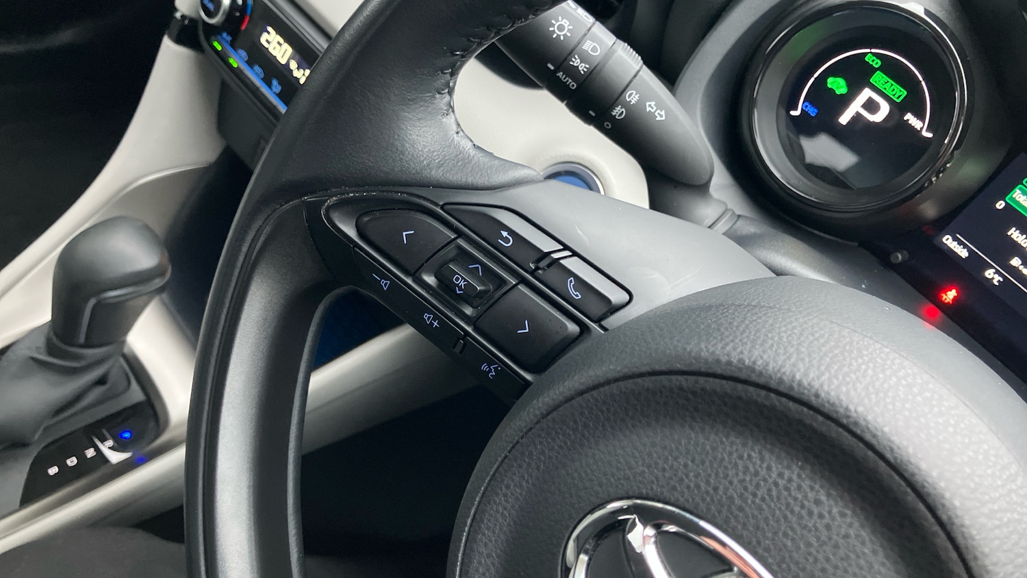 Used Toyota Yaris 2024 for sale - 77336498: Photo 32