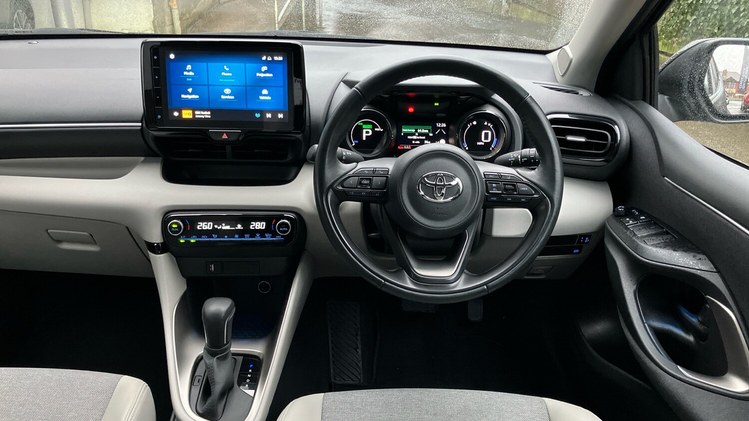 Used Toyota Yaris 2024 for sale - 77336498: Photo 6