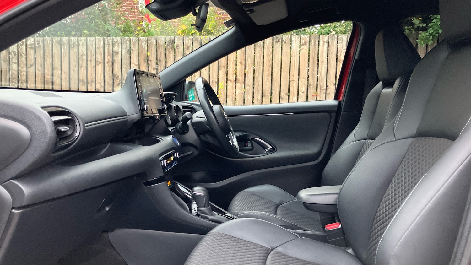 Used Toyota Yaris 2021 for sale - 76422224: Photo 10