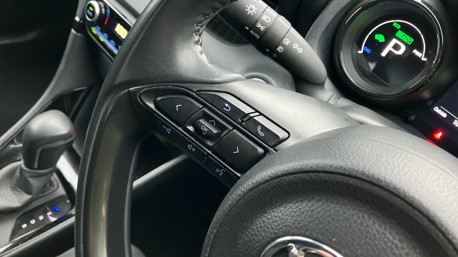 Used Toyota Yaris 2021 for sale - 76422224: Photo 31