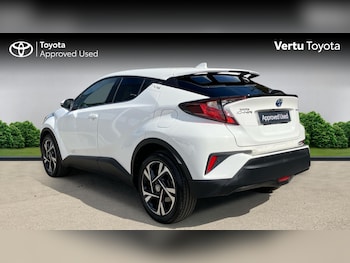 Used Toyota C-HR 2023 for sale - 78365975: Photo