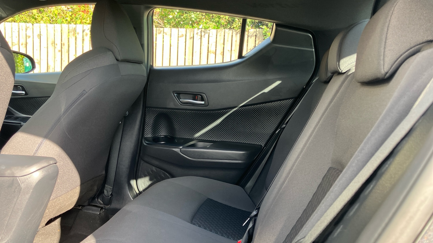Used Toyota C-HR 2023 for sale - 76131163: Photo 13