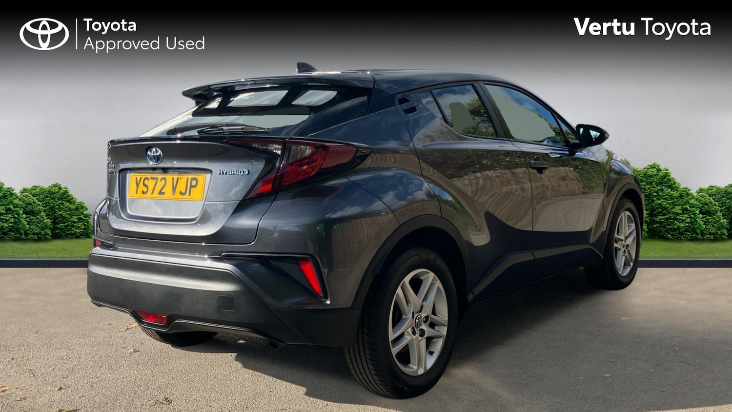 Used Toyota C-HR 2023 for sale - 76131163: Photo 2