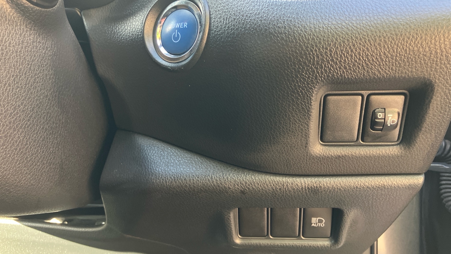 Used Toyota C-HR 2023 for sale - 76131163: Photo 31