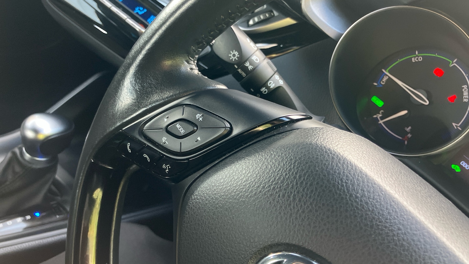 Used Toyota C-HR 2023 for sale - 76131163: Photo 32
