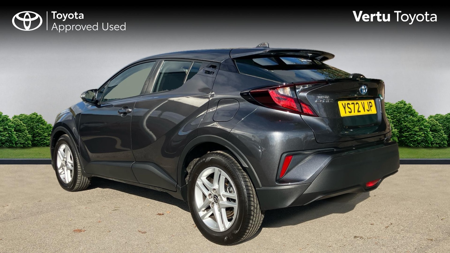 Used Toyota C-HR 2023 for sale - 76131163: Photo 4