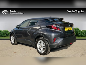 Used Toyota C-HR 2023 for sale - 76131163: Photo 4
