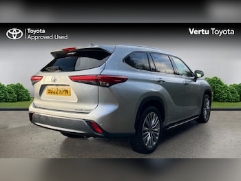 Used Toyota Highlander 2022 for sale - 78123389: Photo