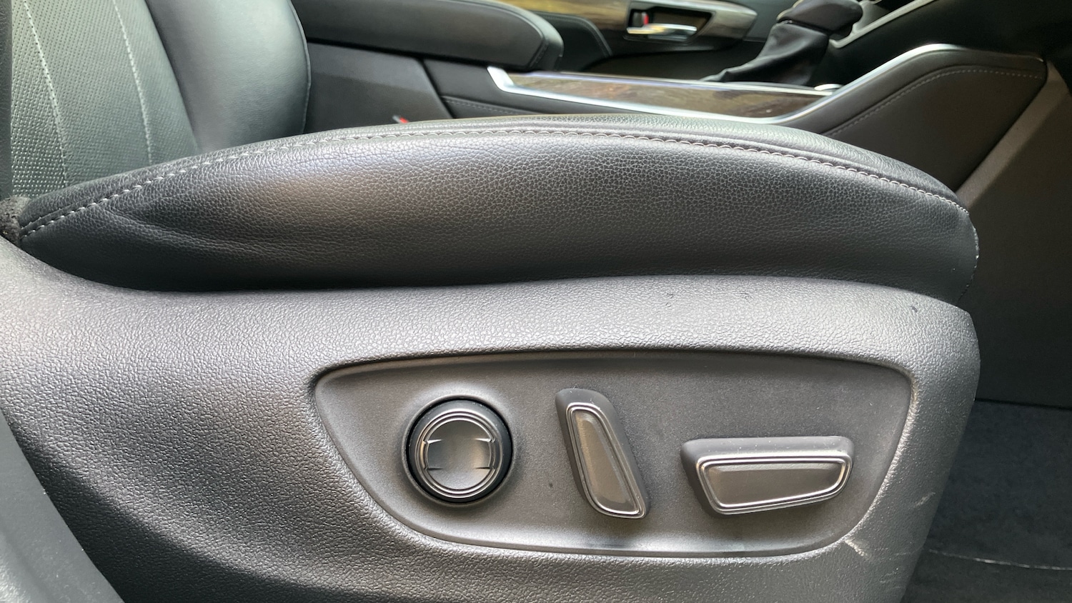 Used Toyota Highlander 2022 for sale - 78123389: Photo 36