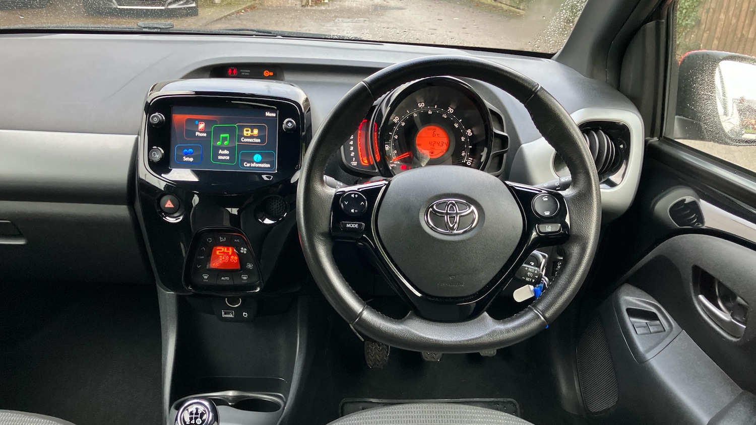 Used Toyota AYGO 2021 for sale - 76734917: Photo 6