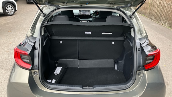 Used Toyota Yaris 2023 for sale - 76131154: Photo 14
