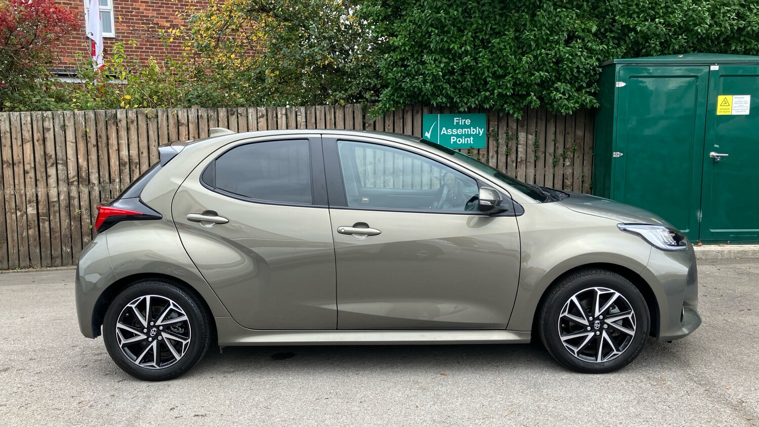 Used Toyota Yaris 2023 for sale - 76131154: Photo 16