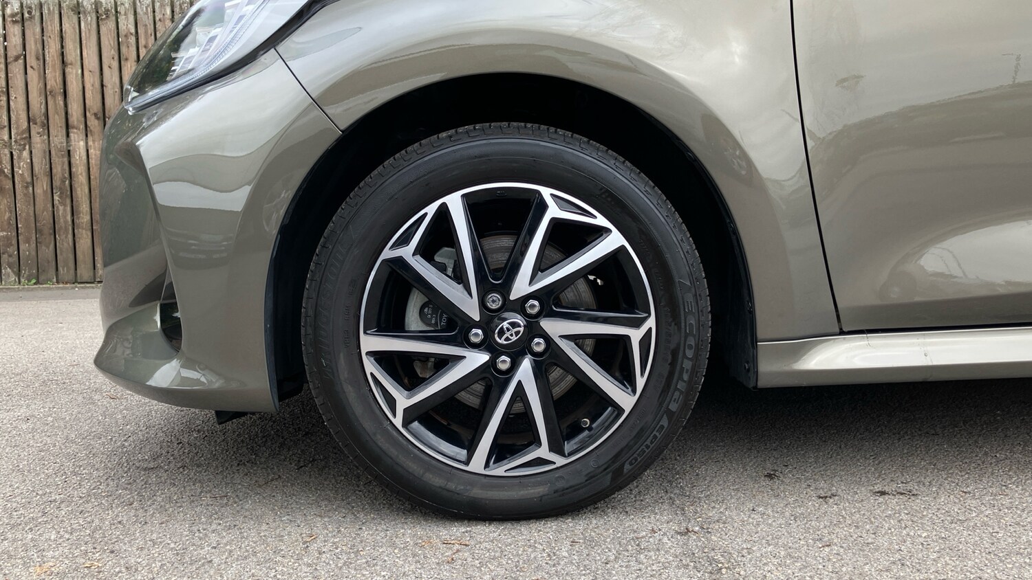 Used Toyota Yaris 2023 for sale - 76131154: Photo 18