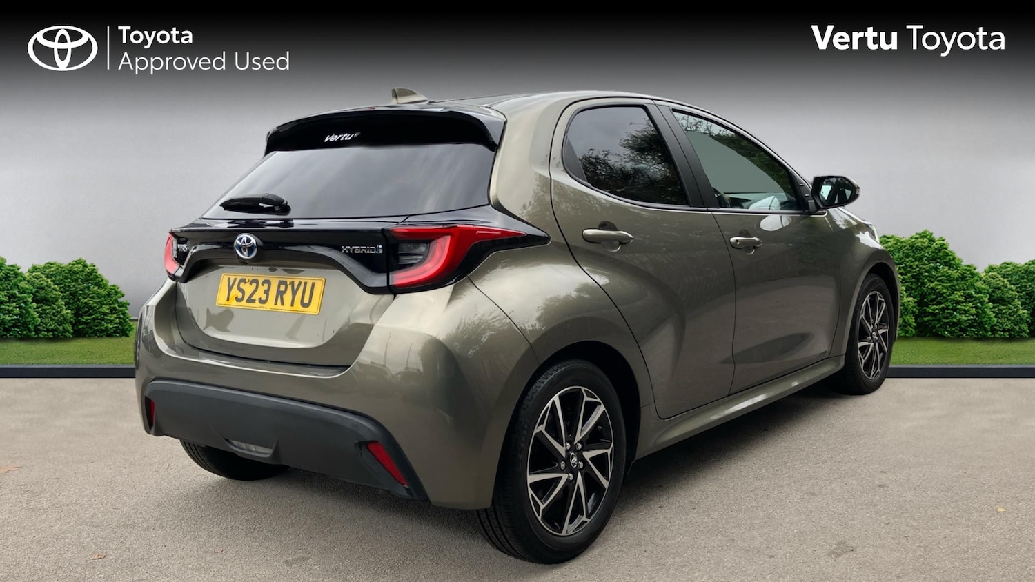 Used Toyota Yaris 2023 for sale - 76131154: Photo 2