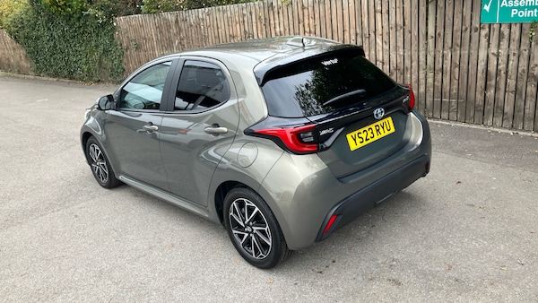 Used Toyota Yaris 2023 for sale - 76131154: Photo 30