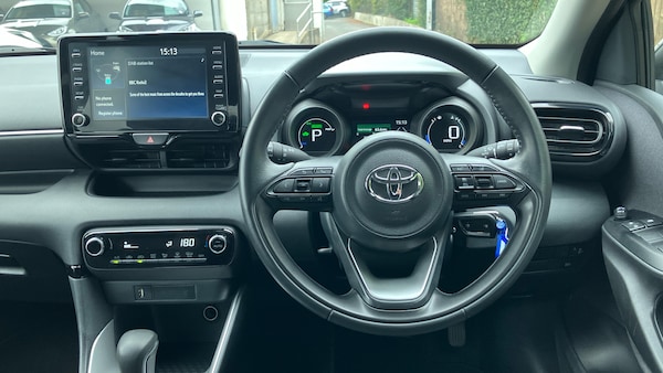 Used Toyota Yaris 2023 for sale - 76131154: Photo 8